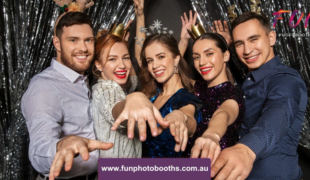 What Are Some Fun and Unique Photobooth Pose Ideas?